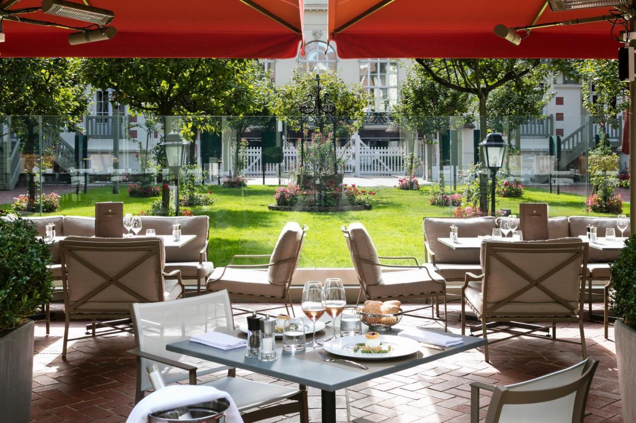 Hotel Barriere Le Normandy Deauville Exterior photo