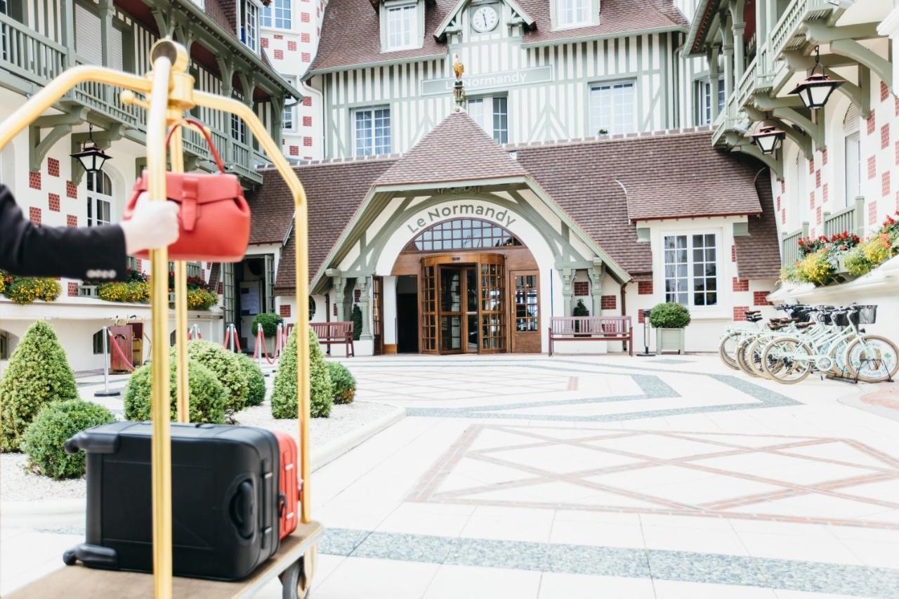 Hotel Barriere Le Normandy Deauville Exterior photo